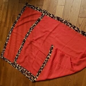 𝅺scarf / shaw NWOT